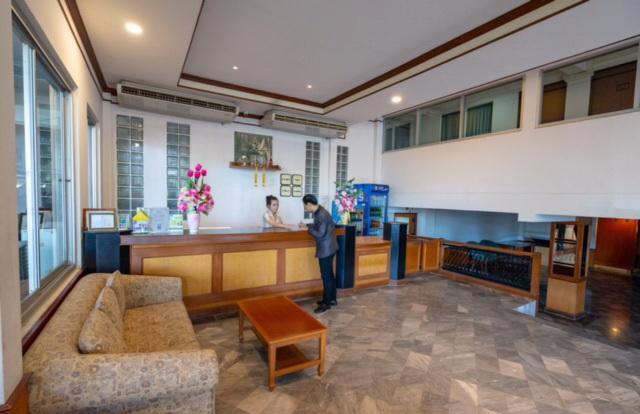 Golden House Service And Apartment Районг Экстерьер фото